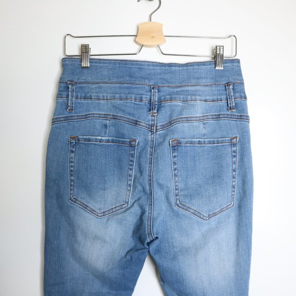 F21 Push-up Butt Shaping High Waist Stretchy Destroyed Jeans 31 XL - Picture 2 of 9